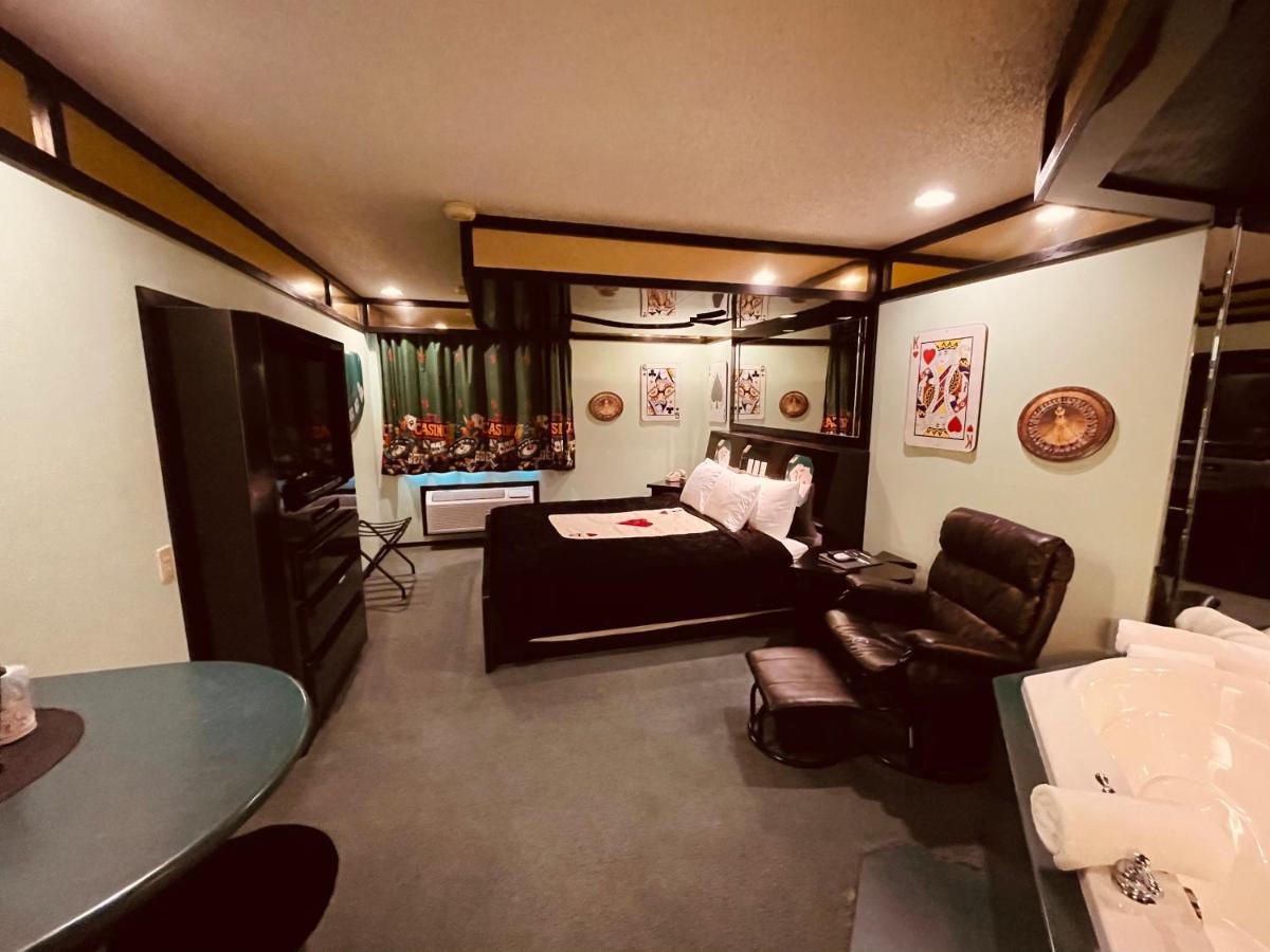 Designer Inn And Suites Toledo Екстериор снимка